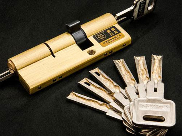 托克逊24小时上门开锁公司