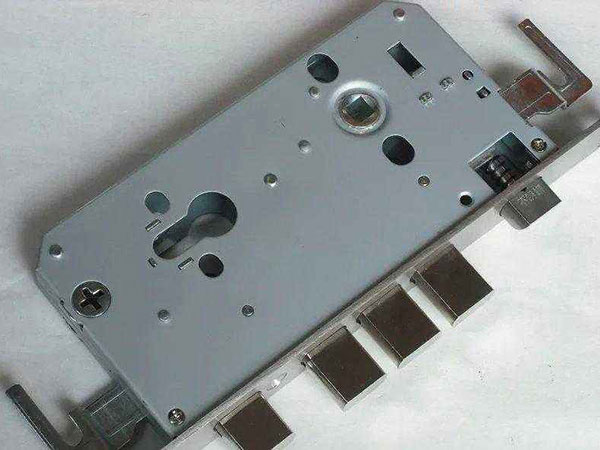 托克逊24小时上门开锁公司